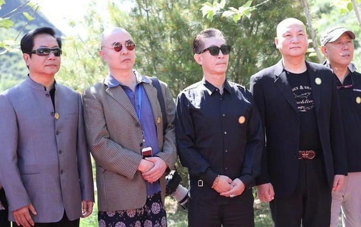 Từ Thiếu Hoa cùng các diễn viên "Tây du ký".