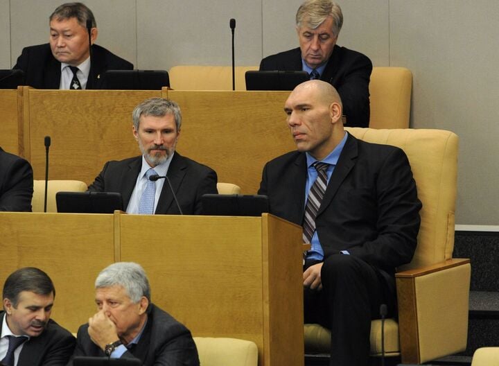 Nikolai Valuev giờ đã trở thành chính trị gia