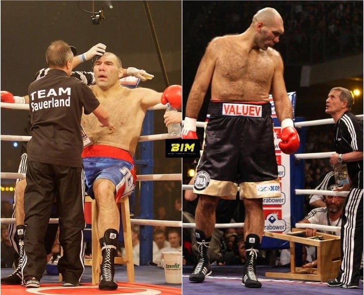 Nikolai Valuev cao hơn 2m