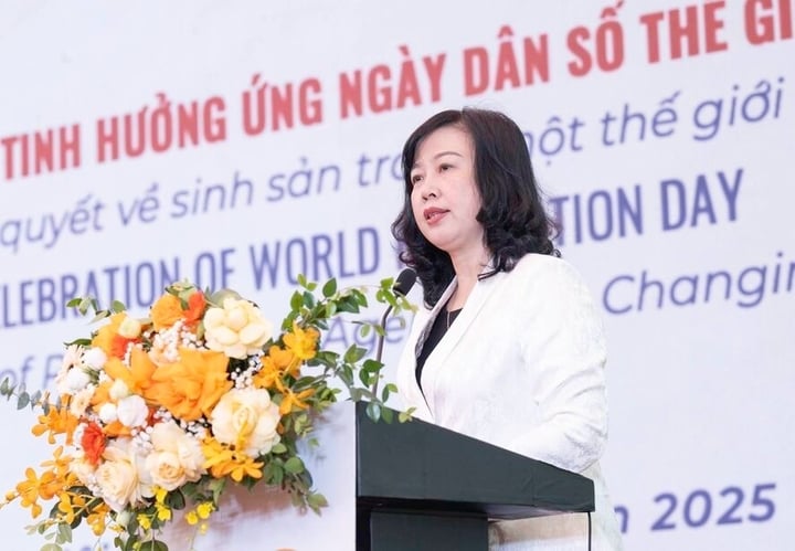 Bộ Y tế đề xuất hỗ trợ tiền mặt, hiện vật với gia đình sinh hai con gái- Ảnh 1. Bộ Y tế đề xuất hỗ trợ tiền mặt, hiện vật với gia đình sinh hai con gái- Ảnh 1.