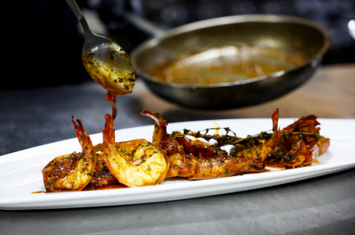 Dubai: AI làm bếp trưởng, sáng tạo loạt món ăn độc đáo từ 1.000 công thức