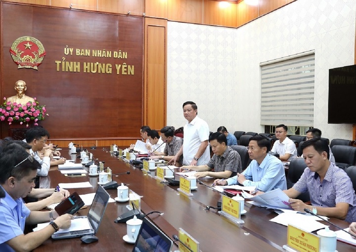 UBND tỉnh Hưng Yên vừa tổ chức cuộc họp với Bộ Xây đề nghị xem xét hỗ trợ đầu tư xây dựng khu bến Cảng biển Diêm Điền để có thể tiếp nhận tàu trọng tải đến 200.000 tấn.