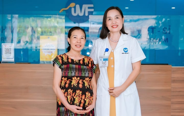 Chị Mai mang bầu phải nằm viện theo dõi suốt 8 tháng. (Ảnh: NVCC)