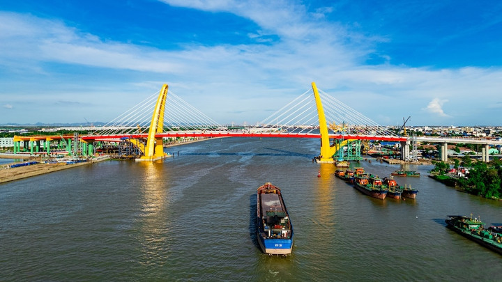 Cận cảnh cầu Hoàng Gia trước 'giờ G': Biểu tượng mới tại Hải Phòng sau sáp nhập - 1