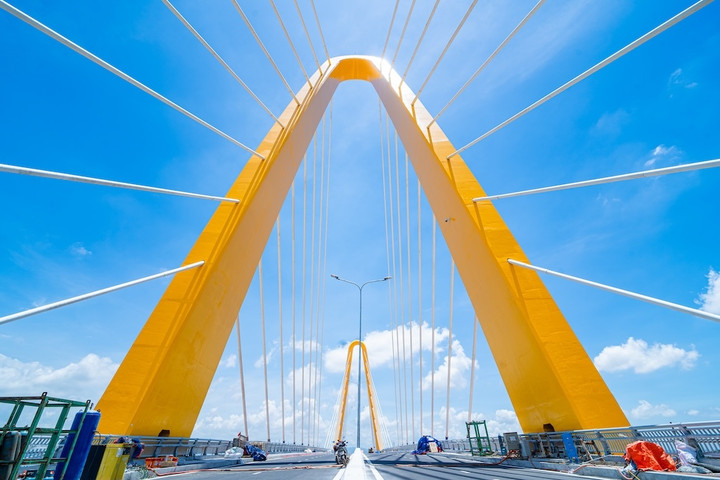 Cận cảnh cầu Hoàng Gia trước 'giờ G': Biểu tượng mới tại Hải Phòng sau sáp nhập - 3