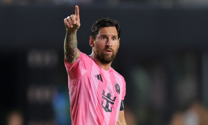 Messi liên tục ghi bàn.