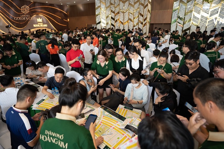 Vinhomes Golden City liên tục được nhắc tới nhờ những kỷ lục bán hàng