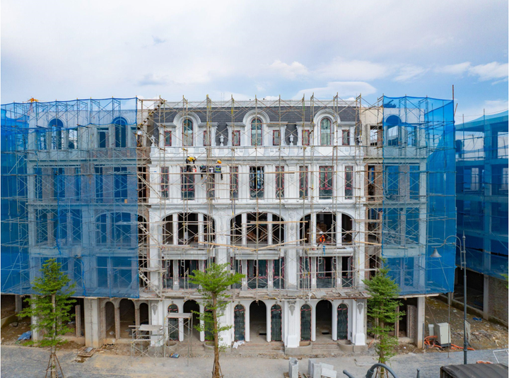 Noble Palace Tay Thang Long là nhà phố hàng hiệu hiếm hoi tại phía Tây Thủ đô có mức giá chỉ từ hơn 11 tỷ đồng.