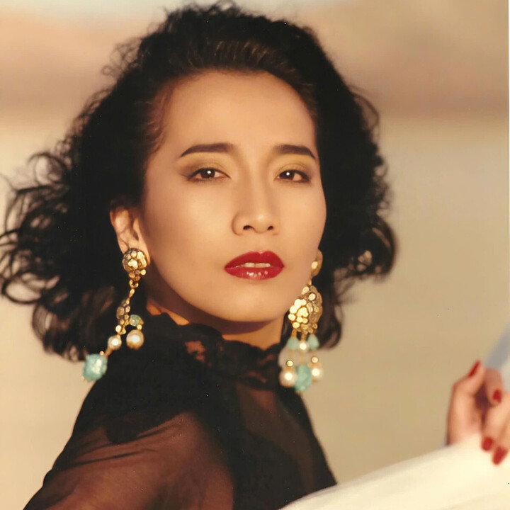 Ca sĩ Kiều Nga thời trẻ.