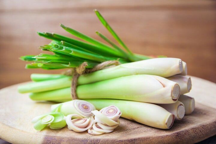 Ngoài vai trò là gia vị, củ sả còn ẩn chứa những lợi ích vượt trội đối với sức khỏe (Ảnh minh họa)