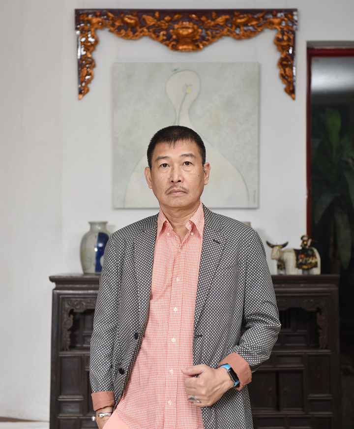 Hoạ si Lê Thiết Cương qua đời.