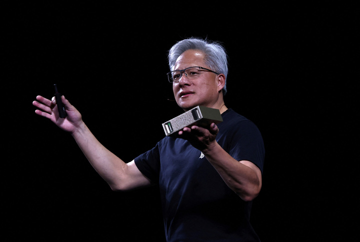 Chủ tịch Nvidia Jensen Huang gợi ý ngành học "hot" cho sinh viên