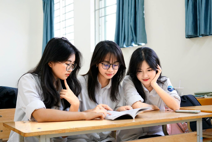 Học sinh trường THPT chuyên Ngoại ngữ, trường Đại học Ngoại ngữ, ĐH Quốc gia Hà Nội. (Ảnh: Nhà trường)