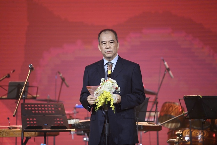 Mr. Hoang Tri Hang, Deputy Director of Guangxi Radio and Television Department.