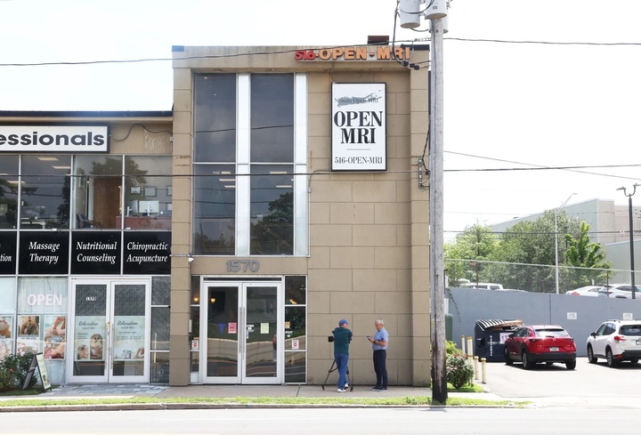 Sự cố thương tâm xảy ra tại Nassau Open MRI ở Westbury, Long Island, Mỹ. (Ảnh: Brigitte Stelzer)
