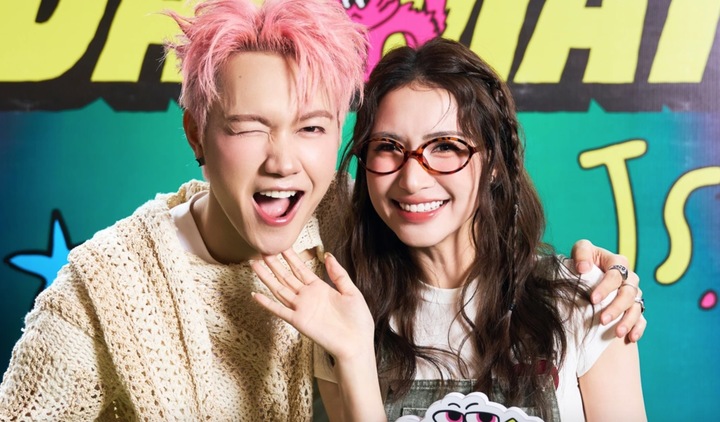 Hòa Minzy mê mẩn ngoại hình của JSol.