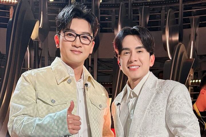 Điểm đặc biệt của Tô Hữu Bằng là hơn 30 năm hoạt động nghệ thuật, anh không vướng bất kỳ scandal cá nhân nghiêm trọng nào. (Ảnh: Sohu)