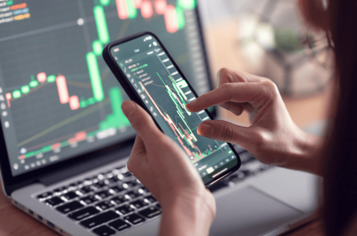 VN-Index vượt 1.500 điểm, lấy lại đỉnh 3 năm trước.