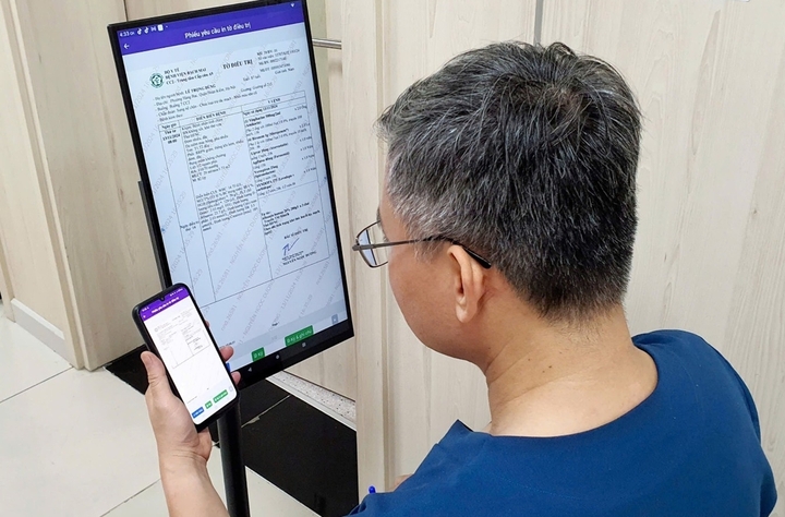 Đơn thuốc điện tử trong bệnh án điện tử tại Bệnh viện Bạch Mai.