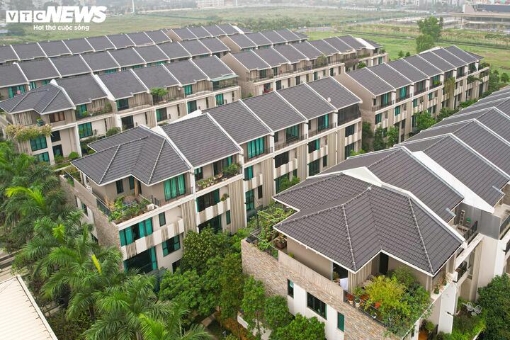 Áp quy định đánh thuế 20% lãi chuyển nhượng bất động sản, cò đất, đầu cơ hết thời "lướt sóng"? (Ảnh: Minh Đức).