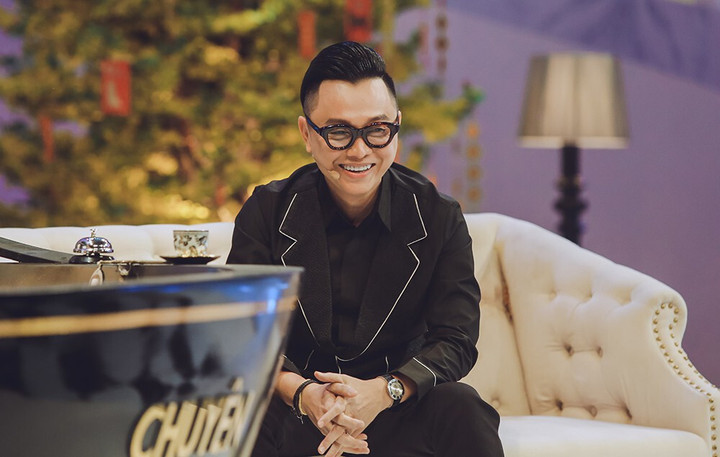 Anh nổi tiếng nhưng cũng rất kín tiếng.