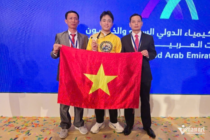 Em Ngô Quang Minh giành huy chương vàng Olympic Hóa học quốc tế năm 2025. (Ảnh: NTCC)