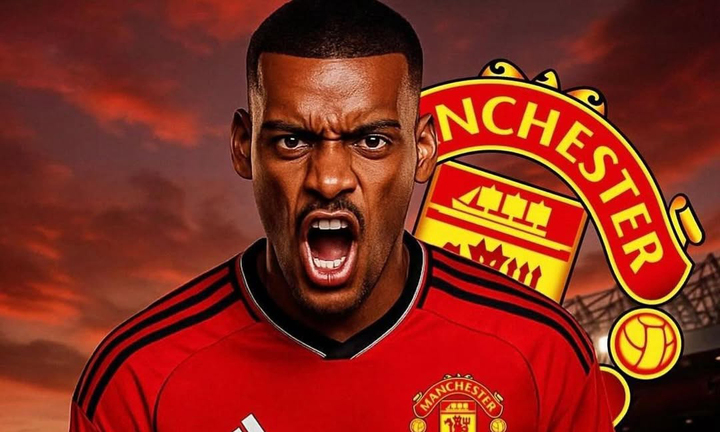 Các trang mạng xã hội lập tức gắn Isak với Man Utd khi tiền đạo này đòi rời Newcastle.