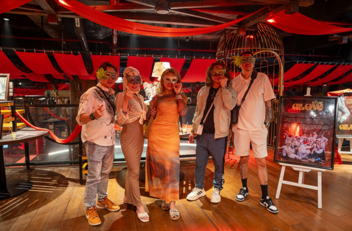 Du khách sẽ có hành trình trải nghiệm Pre-show đầy thú vị.
