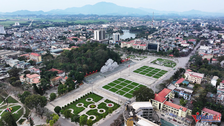 Trung tâm hành chính tỉnh Tuyên Quang.