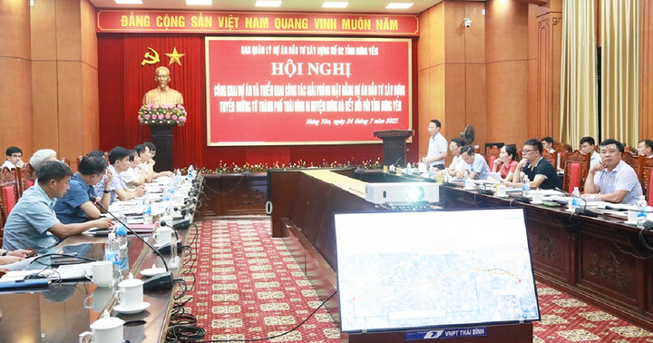 Toàn cảnh hội nghị. (Ảnh: Báo Hưng Yên)