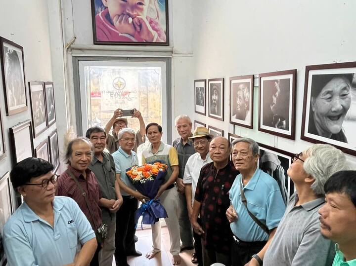 Triển lãm “Những lát cắt cảm xúc” của Phạm Công Thắng.