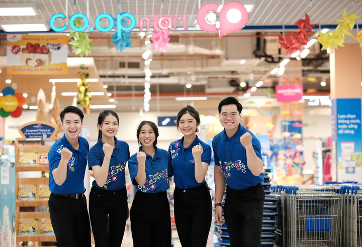 Học viên xuất sắc sẽ được ưu tiên tuyển dụng làm việc tại các hệ thống bán lẻ của Saigon Co.op trên toàn quốc.