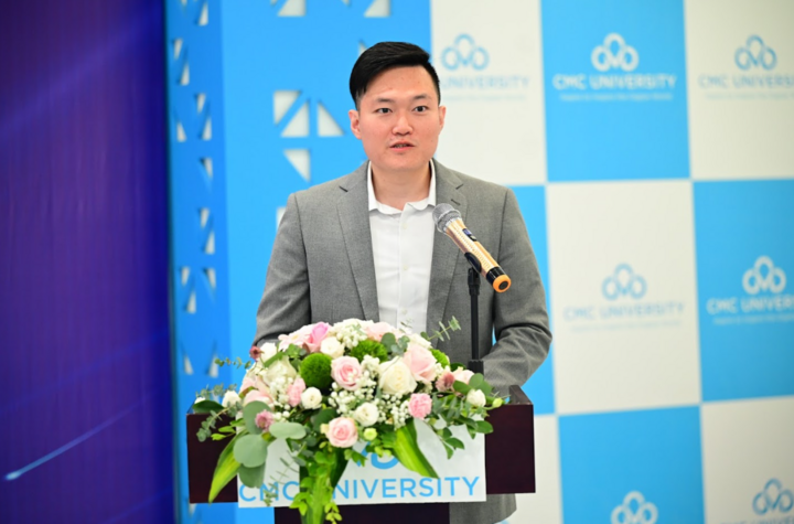 Ông Kenny Chien - Giám đốc ASUS Việt Nam khối khách hàng doanh nghiệp & dự án.