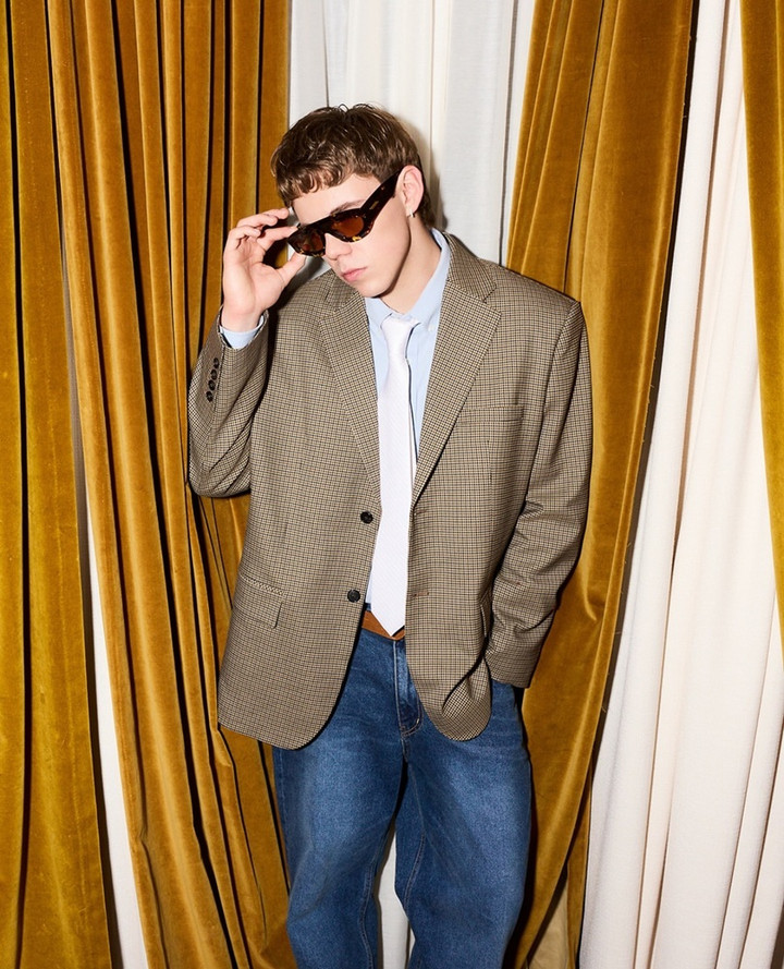 The Kid LAROI sở hữu loạt thành tích đáng nể, đại diện cho thế hệ nghệ sĩ trẻ tài năng.