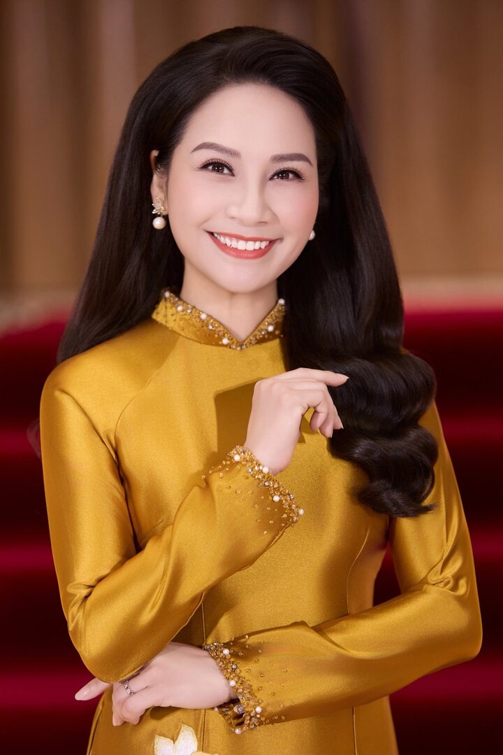 Mỹ Lan là MC quen thuộc của VTV.