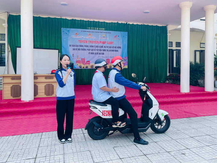 HEAD Ngôi Sao 1 (Thanh Hóa) xuất sắc trong hoạt động đào tạo ATGT quý II/2025.