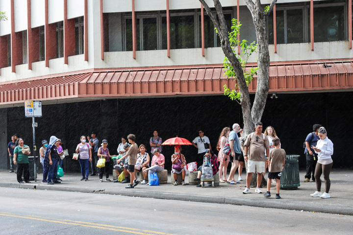 Người dân sơ tán ở Hawaii, Mỹ. (Ảnh: Reuters)