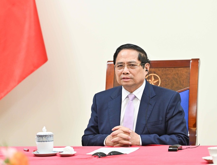 Thủ tướng Phạm Minh Chính tại cuộc điện đàm.