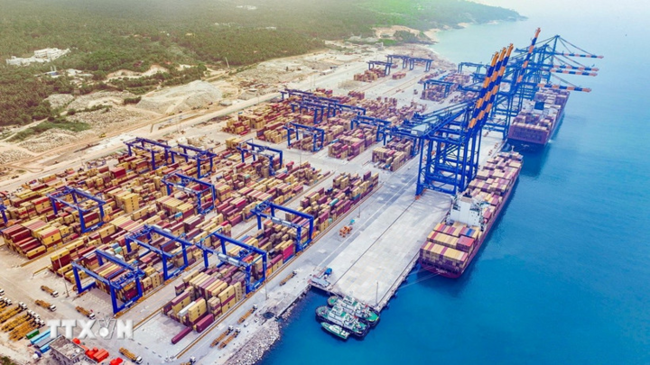 Quang cảnh cảng hàng hóa Vizhinjam ở Thiruvananthapuram, Ấn Độ. (Ảnh: ANI/TTXVN)