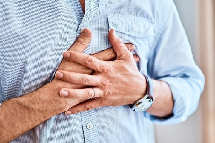 Trước ngày khởi phát đột quỵ nghiêm trọng, người bệnh có thể có các biểu hiện của cơn thiếu máu não thoáng qua. (Ảnh minh hoạ)