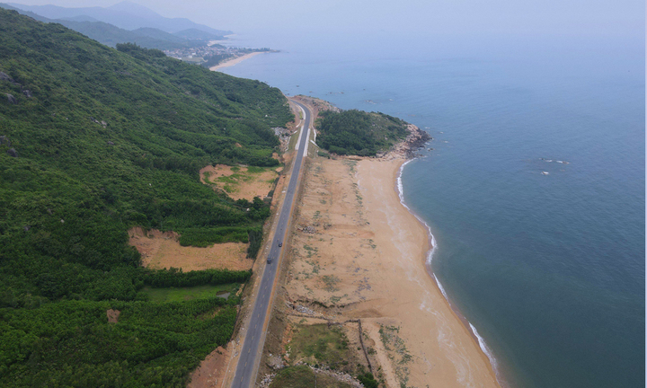 Cả nước sẽ có 1.397km đường ven biển vào dịp 19/8, vượt kế hoạch đề ra