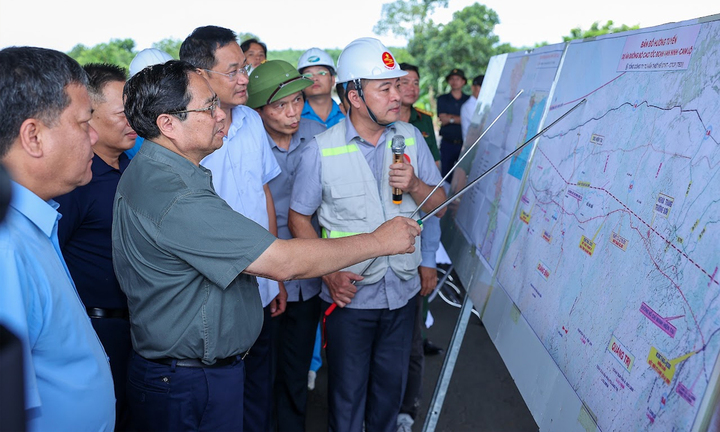 Thủ tướng: Chạy đua với thời gian để có 3.000km cao tốc vào cuối 2025
