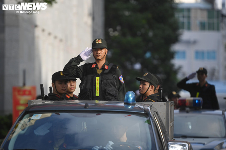 Lực lượng công an ra quân cao điểm trấn áp tội phạm hồi tháng 8/2025.
