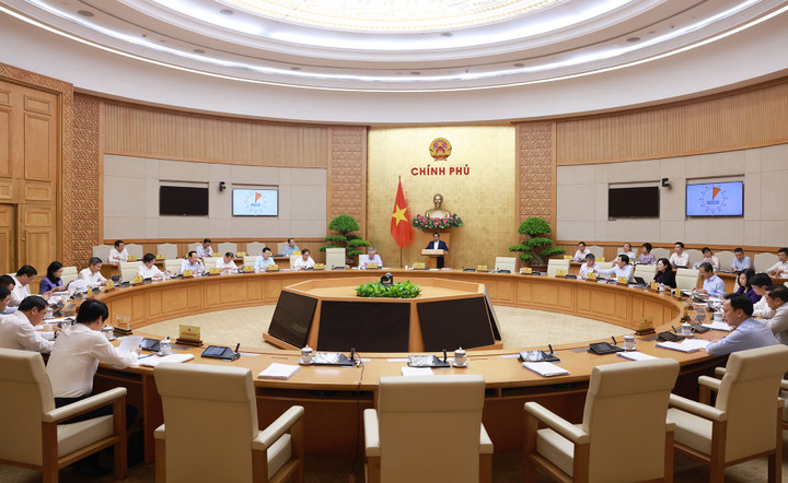 Toàn cảnh phiên họp. (Ảnh: VGP)