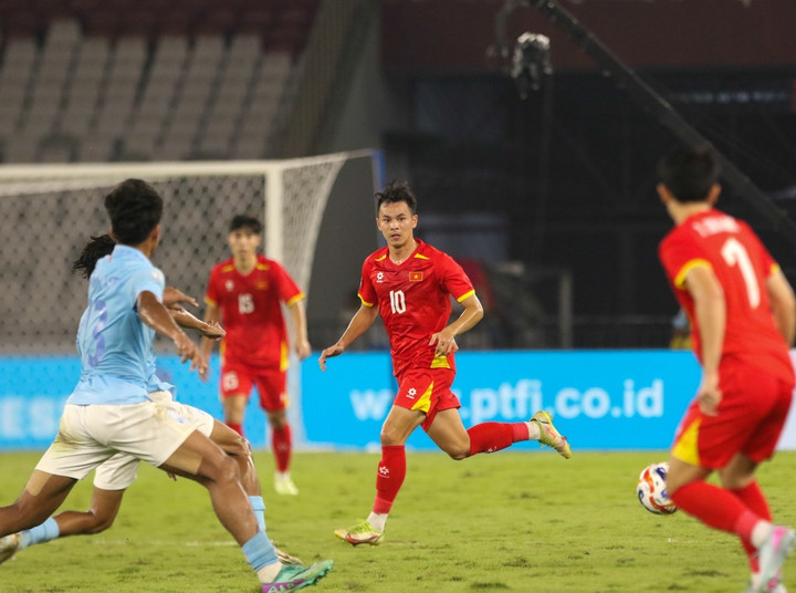 U23 Việt Nam chiếm ưu thế.