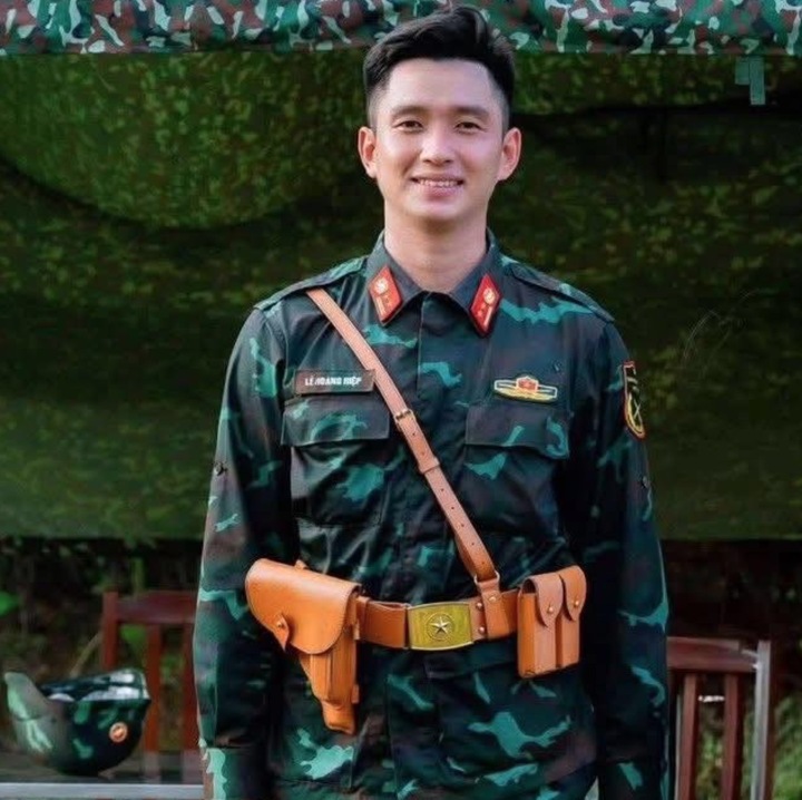 Thượng uý Lê Hoàng Hiệp gây chú ý khi được dự đoán sẽ xuất hiện trong "Sao nhập ngũ".