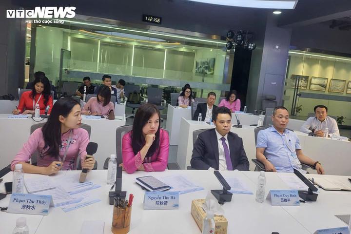 Đoàn báo chí chủ lực Việt Nam thăm, làm việc tại Trung Quốc - 2