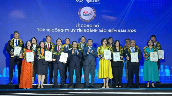 Cathay Life đạt danh hiệu ‘Top 10 công ty bảo hiểm nhân thọ uy tín’ năm 2025 - 1