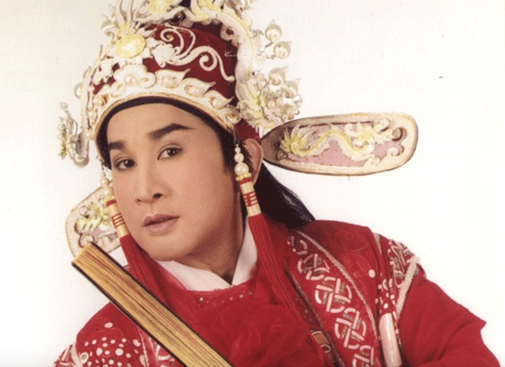 Kim Tử Long được gọi là "ông hoàng cải lương".