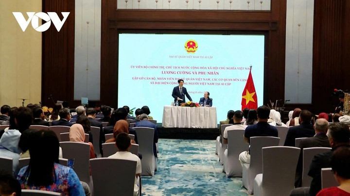 Toàn cảnh buổi gặp mặt.